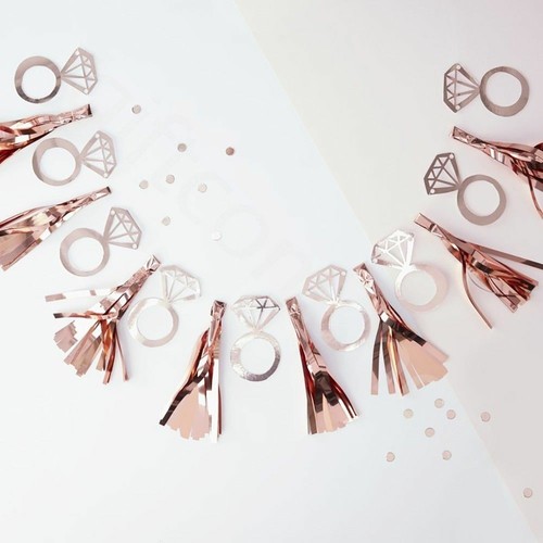 Hen party ring - ring, tassel